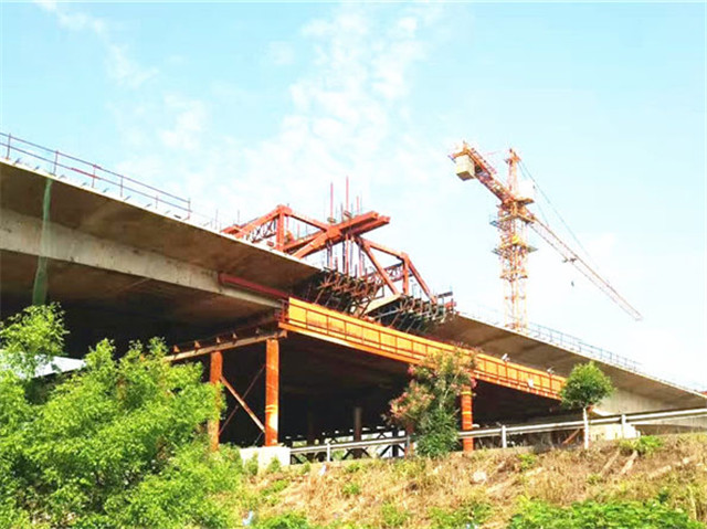 上饒市跨滬昆高速大橋